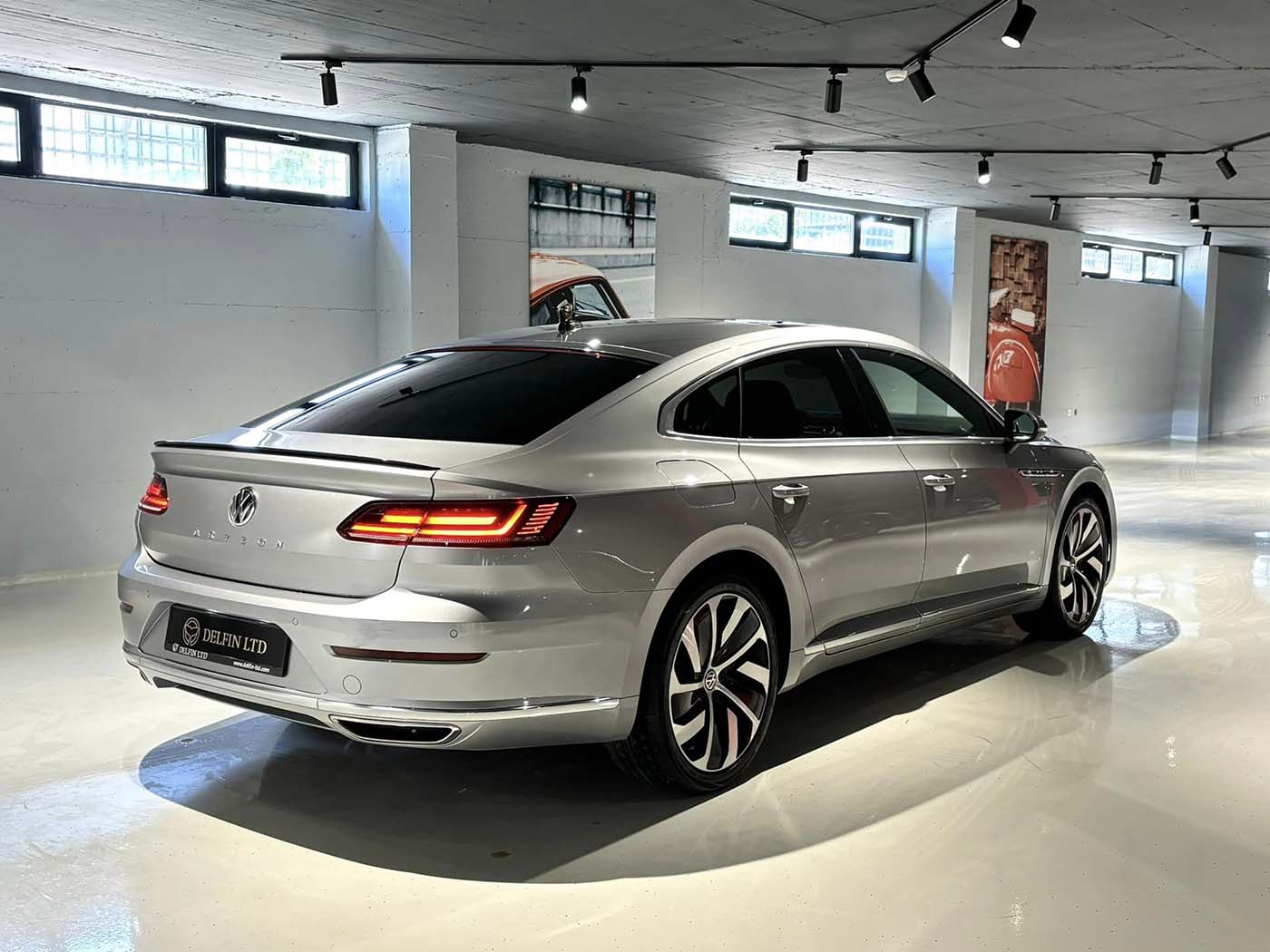 2019 Arteon R Line Volkswagen Arteon R-Line – 2019 – Delfin Auto Ltd