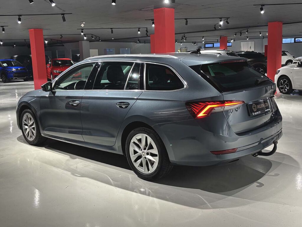 Skoda Octavia Combi - 2.0 TDI Automatik -2021