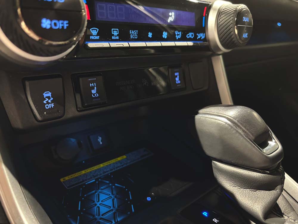 Toyota RAV 4 - 2.5 Hybrid 4x4 Black Edition