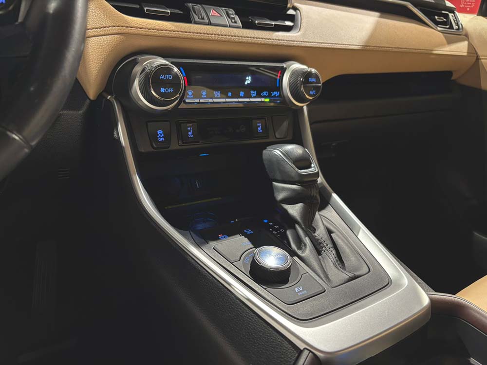 Toyota RAV 4 - 2.5 Hybrid 4x4