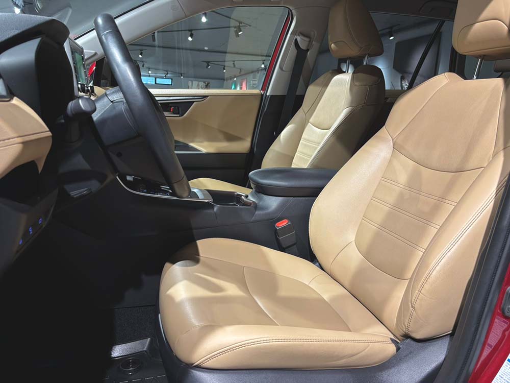 Toyota RAV 4 - 2.5 Hybrid 4x4