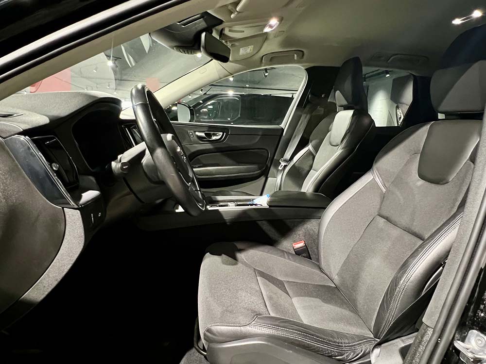 Volvo XC60 B4 D AWD Momentum