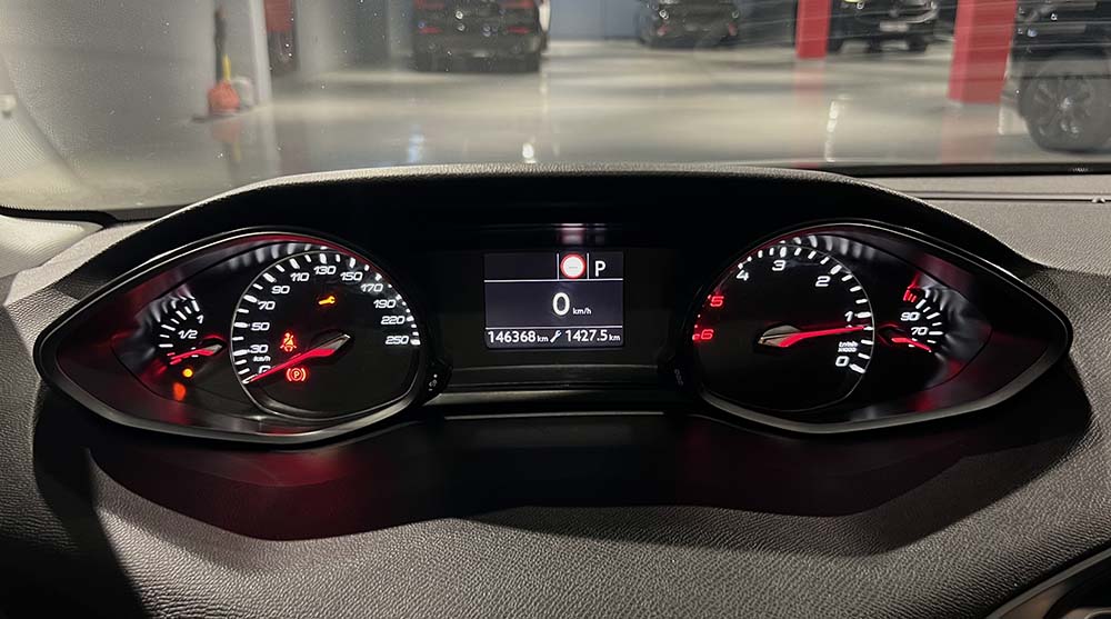 Peugeot 308 1.5 Hdi EAT8