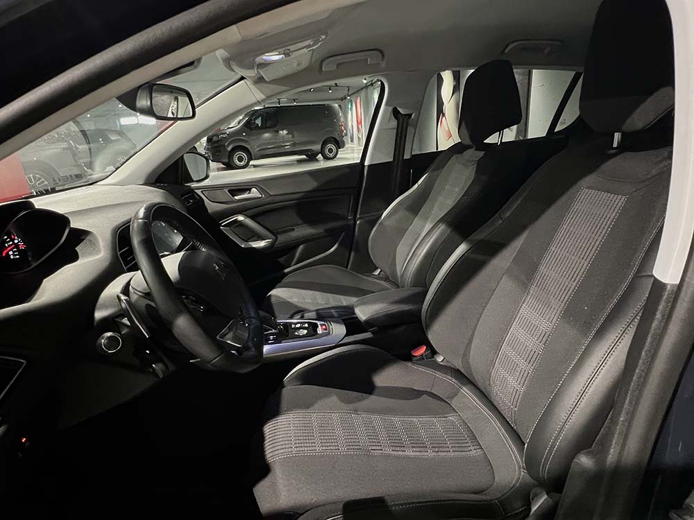 Peugeot 308 1.5 Hdi EAT8