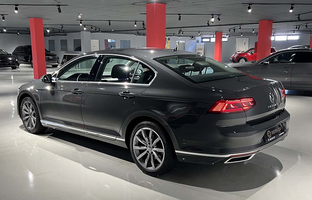 Volkswagen Passat - 2.0 TDI DSG Elegance