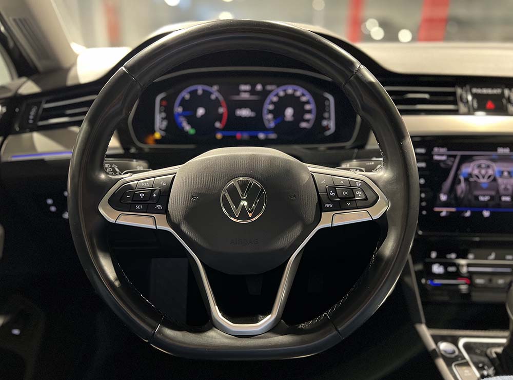 Volkswagen Passat - 2.0 TDI DSG Elegance