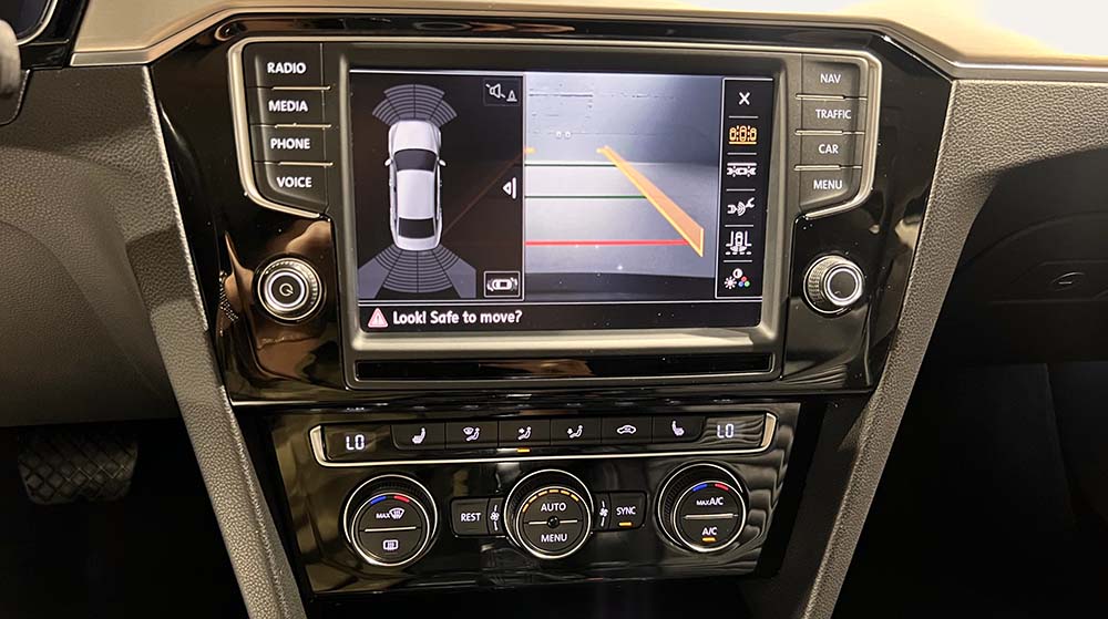 Volkswagen Passat - 2.0 TDI - High Line
