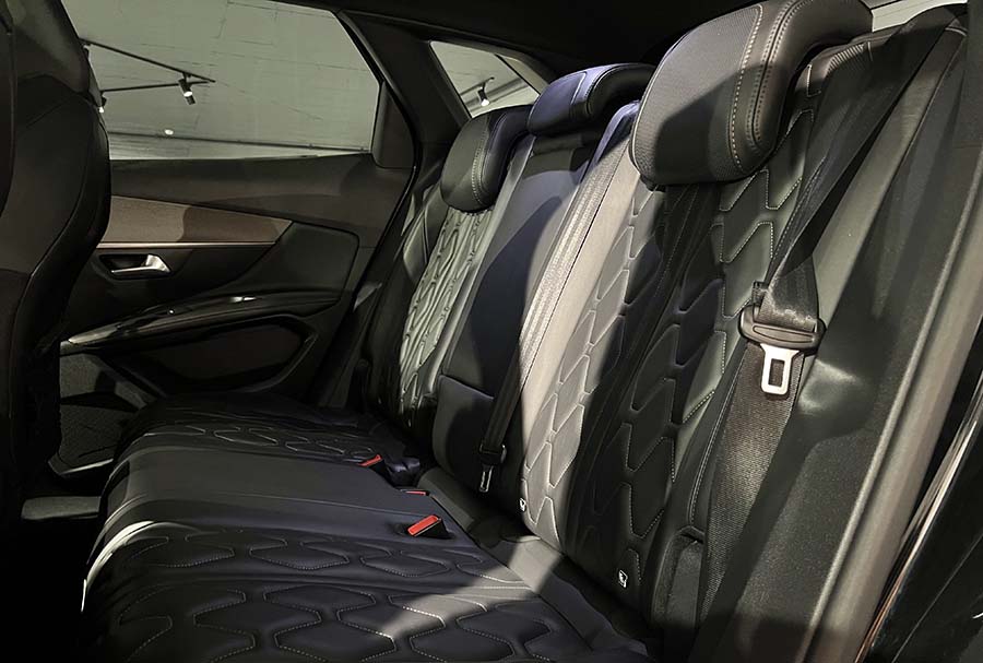 Peugeot 3008 GT - 180KF - 2018