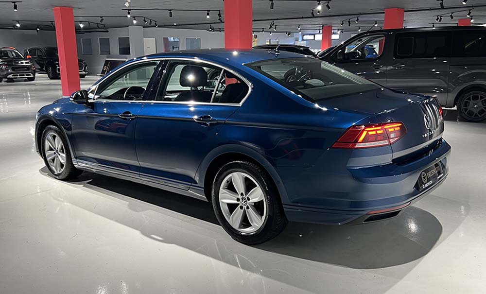 Volkswagen Passat - 2.0 TDI DSG - 2021