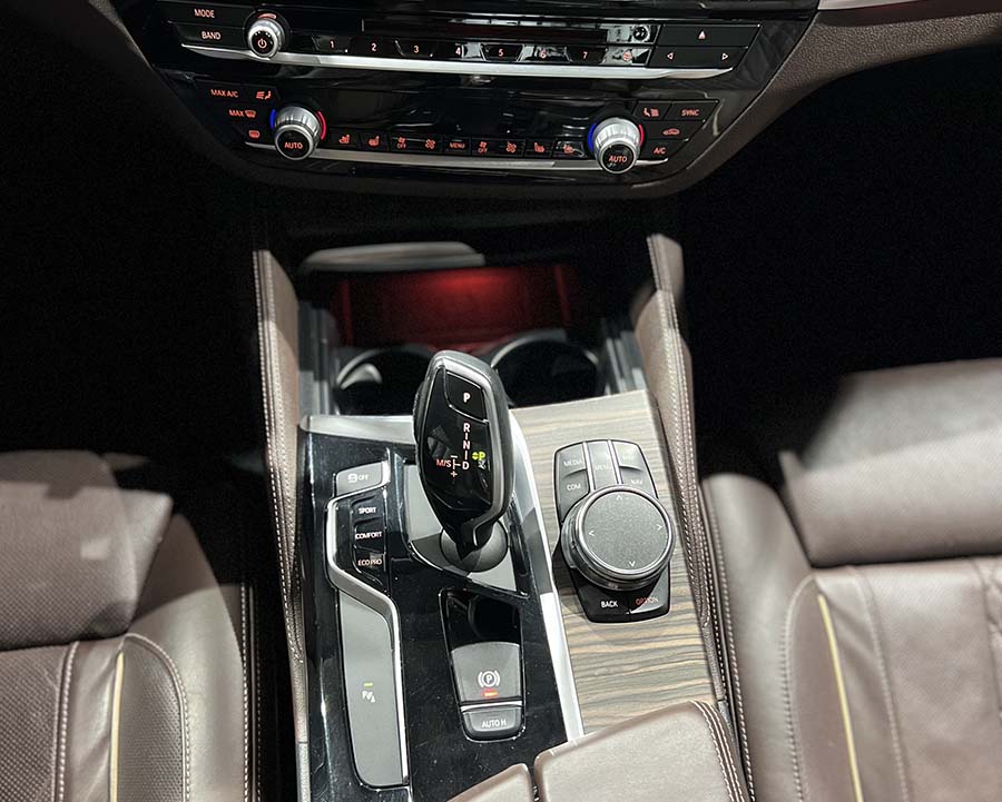BMW 520d xDrive Luxury Line