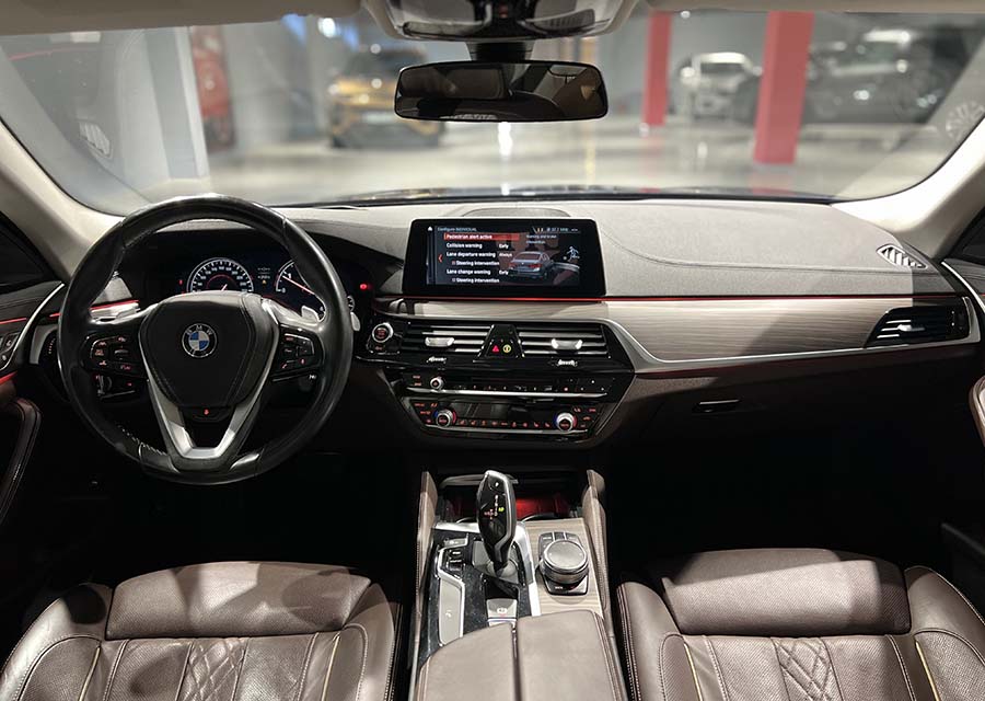 BMW 520d xDrive Luxury Line