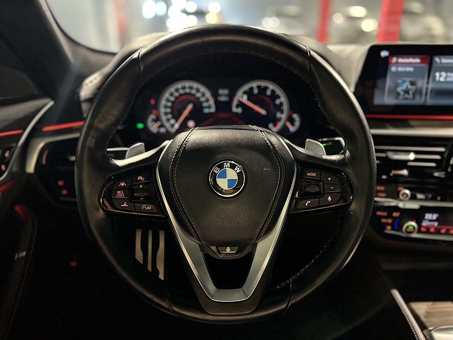 BMW 520d xDrive - SportLine