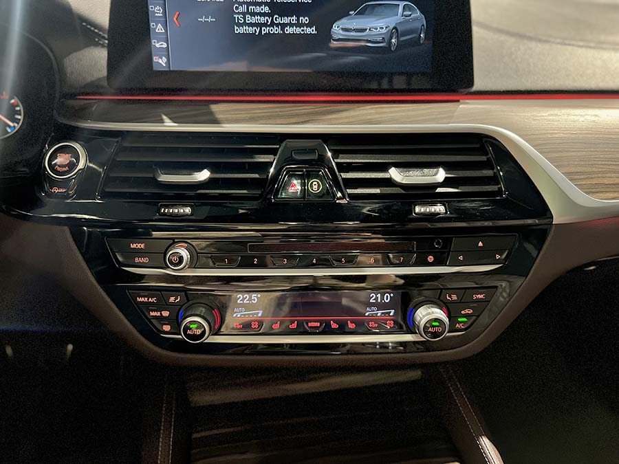 BMW 520d xDrive - SportLine