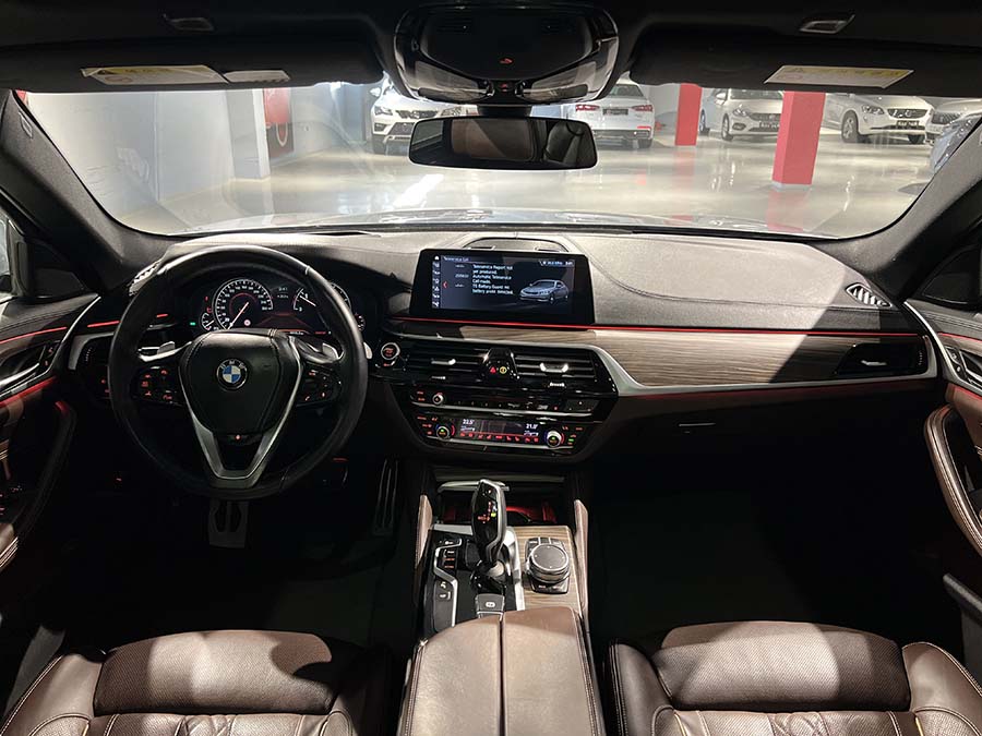 BMW 520d xDrive - SportLine