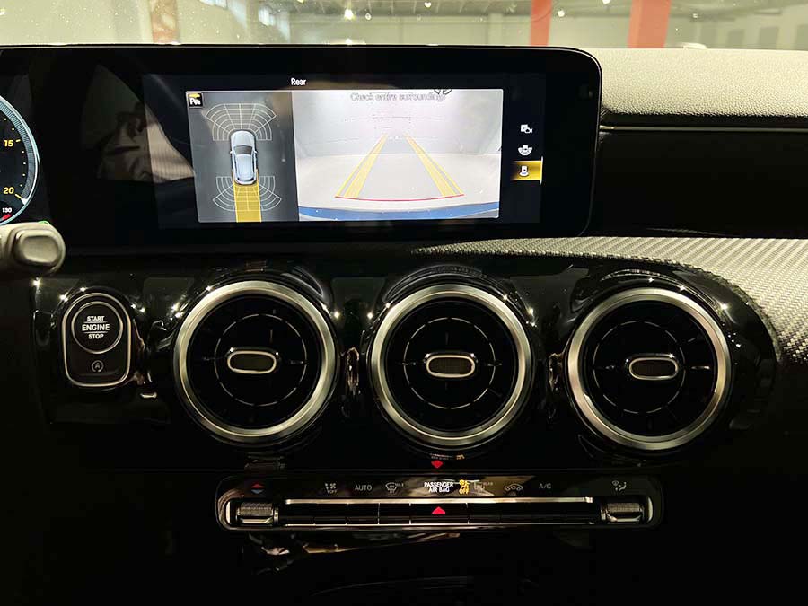 Mercedes-Benz A200 d