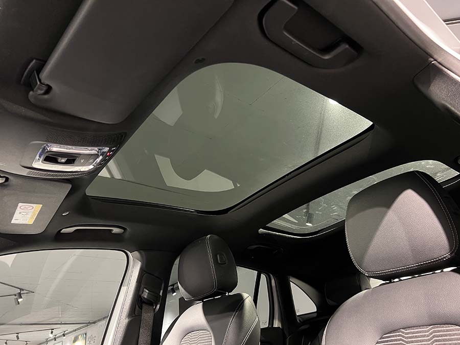Mercedes-Benz GLA - 200d 150 KF