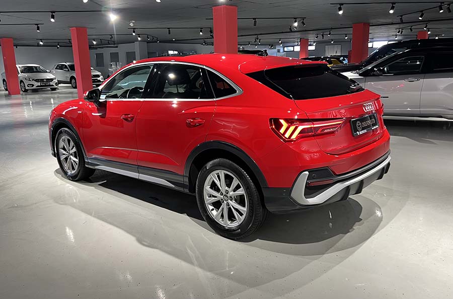 Audi Q3 2.0 TDI Sportback S-Tronic S-line