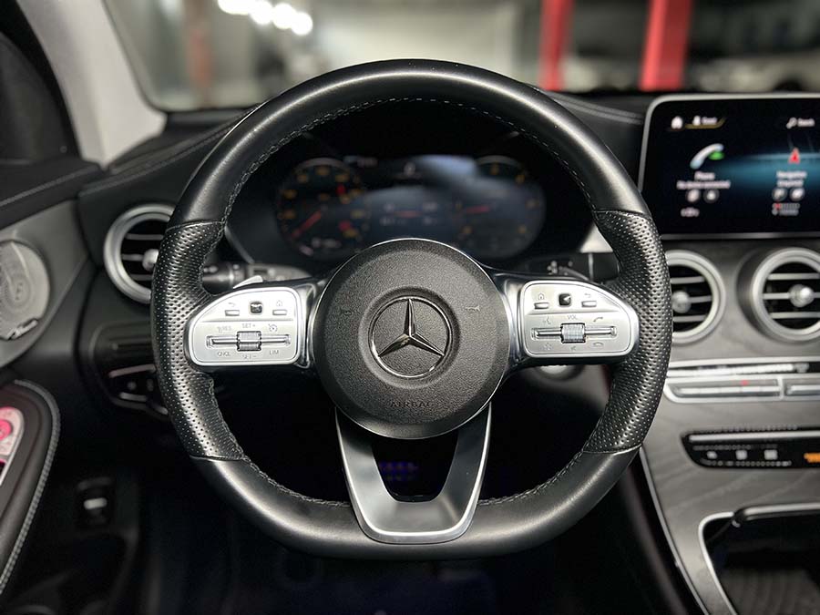 Mercedes-Benz GLC 300d 4Matic 9G-TRONIC AMG Line