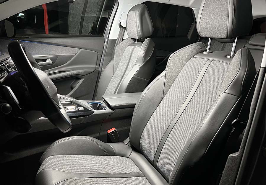 Peugeot 3008 BlueHDi 130 Allure Bussiness