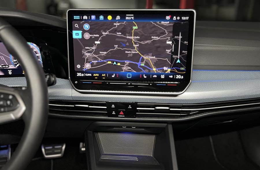 Volkswagen Golf 8 - 2.0 TDI SCR DSG Goal