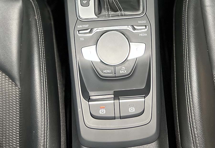 Audi Q2 30 TDI - S Tronic - S Line