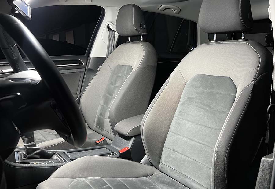 Volkswagen Golf 7 - 2.0 TDI DSG Highline