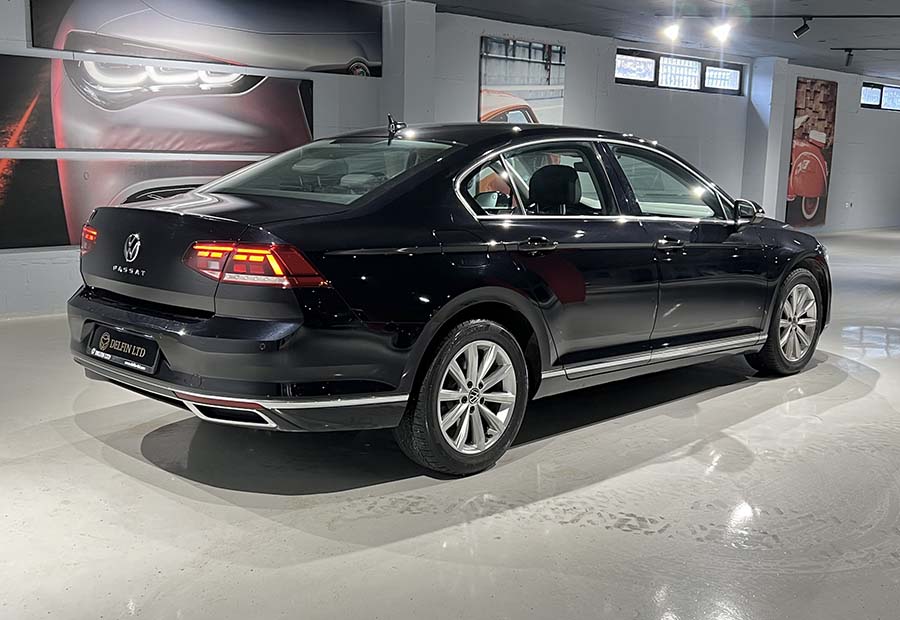 Volkswagen Passat - 2.0 TDI DSG Business