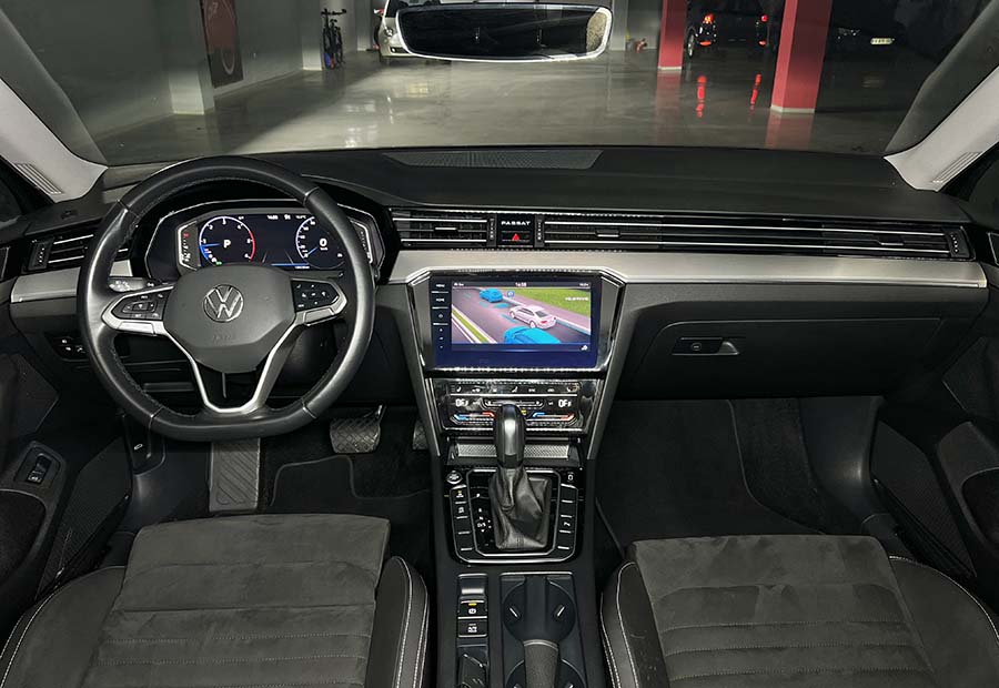 Volkswagen Passat - 2.0 TDI DSG Business