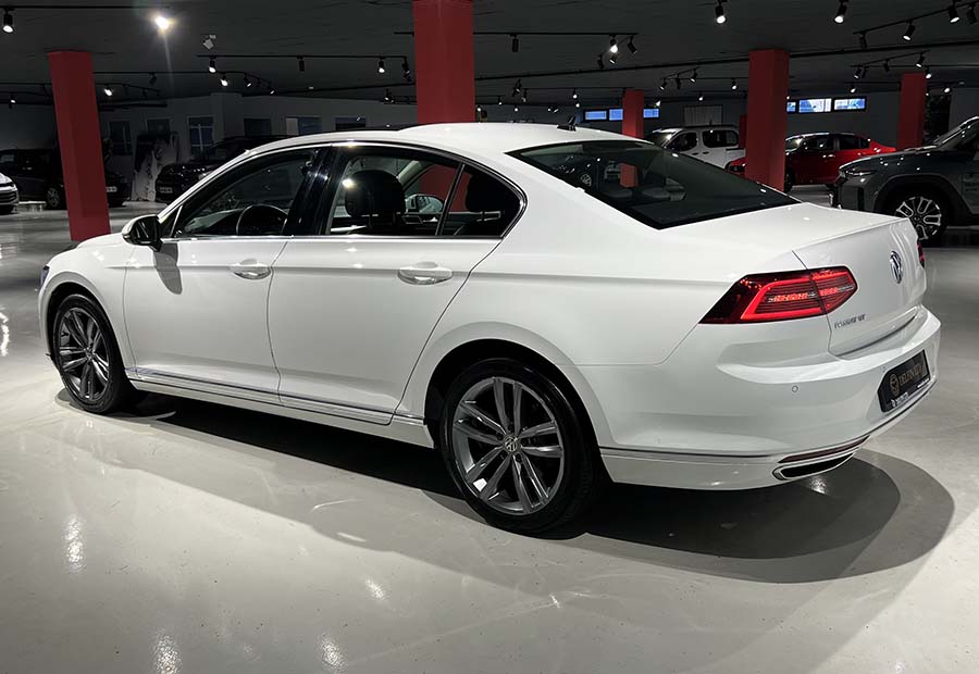 Volkswagen Passat 2.0 TDI DSG Highline