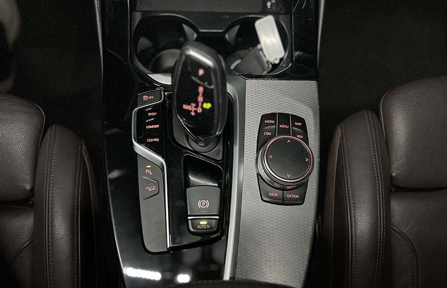 BMW X3 - xDrive 20d M-Sport