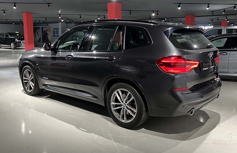 BMW X3 - xDrive 20d M-Sport