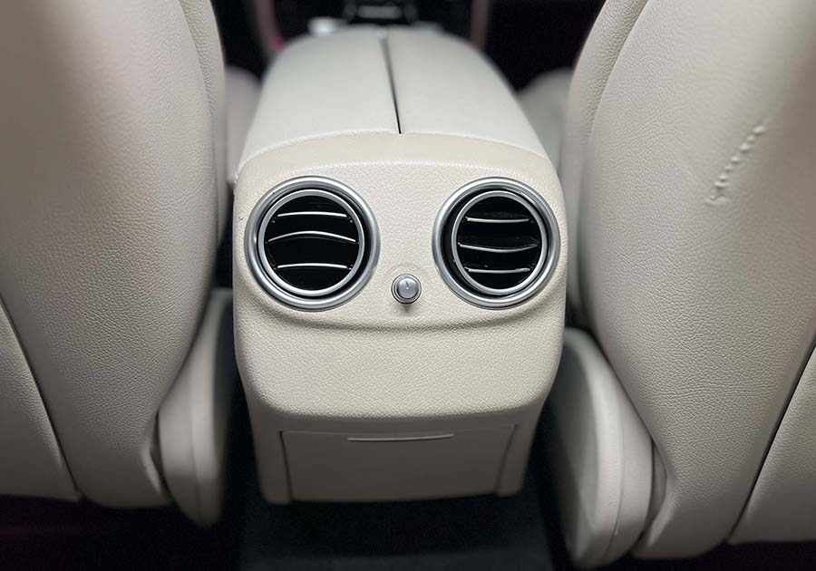 Mercedes-Benz E-Class 220d