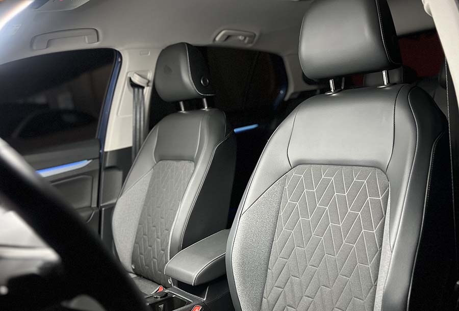 Volkswagen Golf 8 - 2.0 TDI SCR DSG Goal