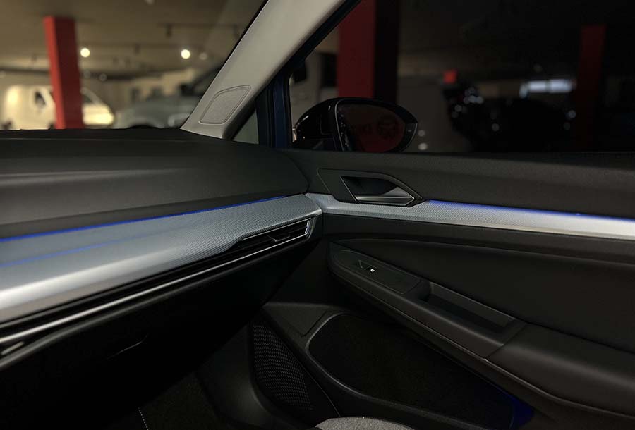 Volkswagen Golf 8 - 2.0 TDI SCR DSG Goal