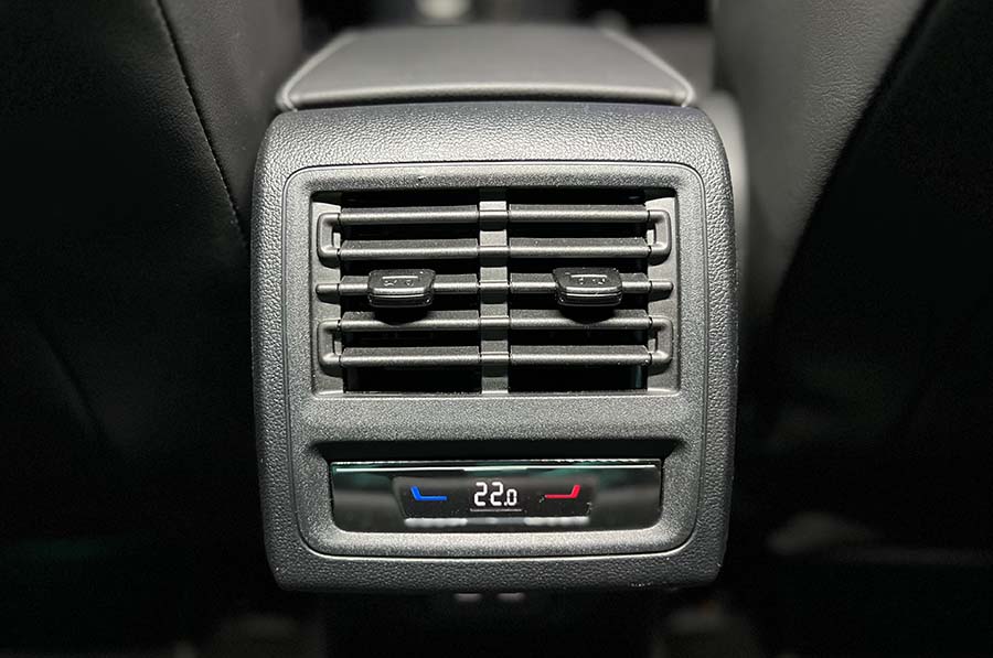 Volkswagen Golf 8 - 2.0 TDI-SCR DSG Goal