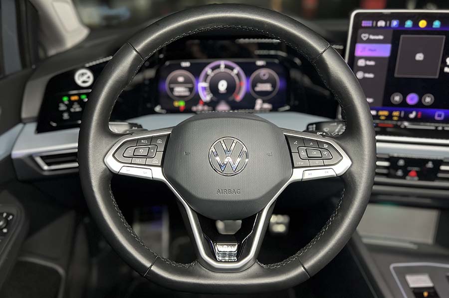 Volkswagen Golf 8 - 2.0 TDI-SCR DSG Goal