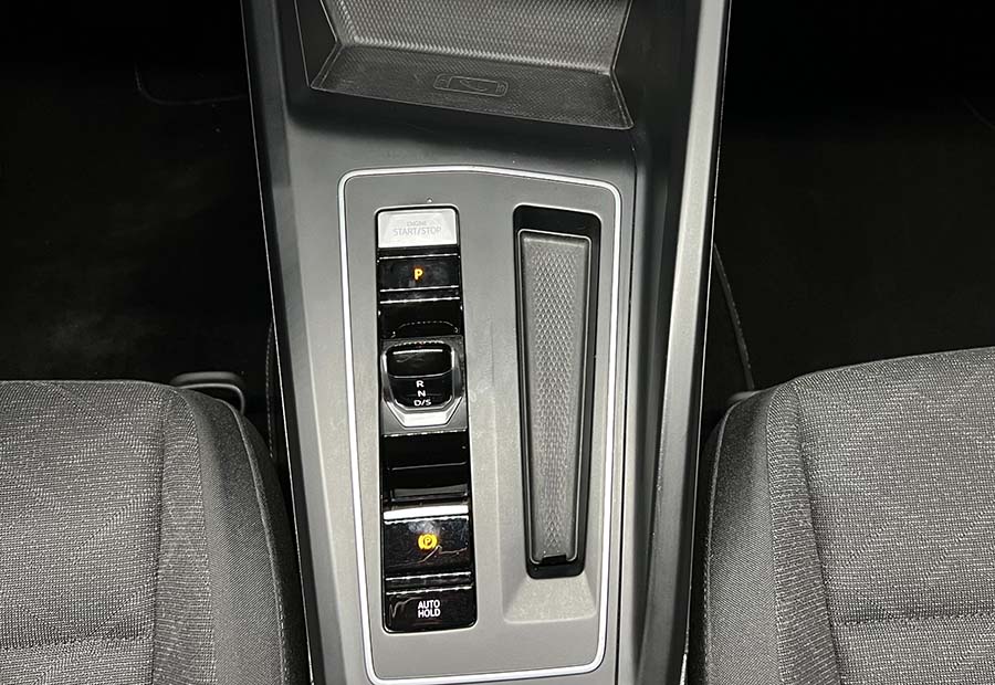 Volkswagen Golf 8 - 2.0 TDI SCR DSG Life