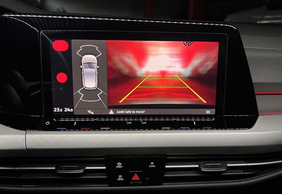 Volkswagen Golf 8 - 2.0 TDI SCR DSG Life