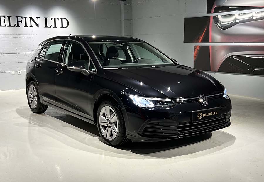 Volkswagen Golf 8 - 2.0 TDI SCR DSG Life