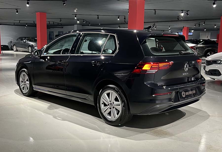 Volkswagen Golf 8 - 2.0 TDI SCR DSG Life