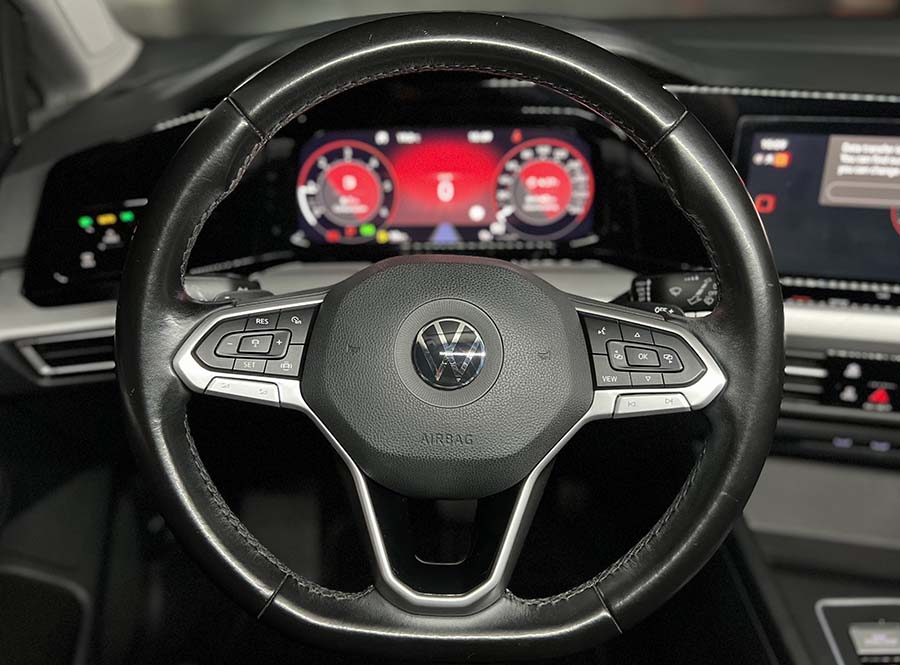 Volkswagen Golf 8 - 2.0 TDI SCR DSG Life