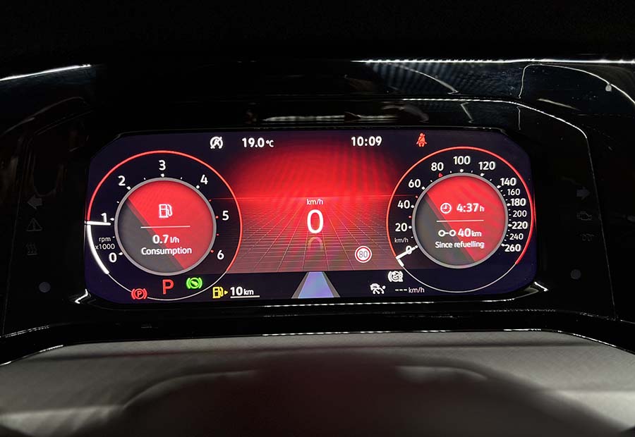 Volkswagen Golf 8 - 2.0 TDI SCR DSG Life