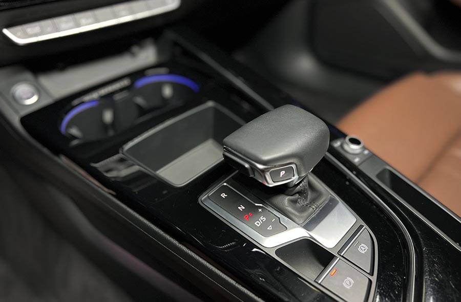 Audi A4 TDI S-tronic S-line