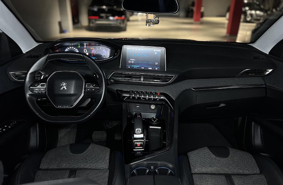 Peugeot 3008 - BlueHDi 120 EAT6 Active