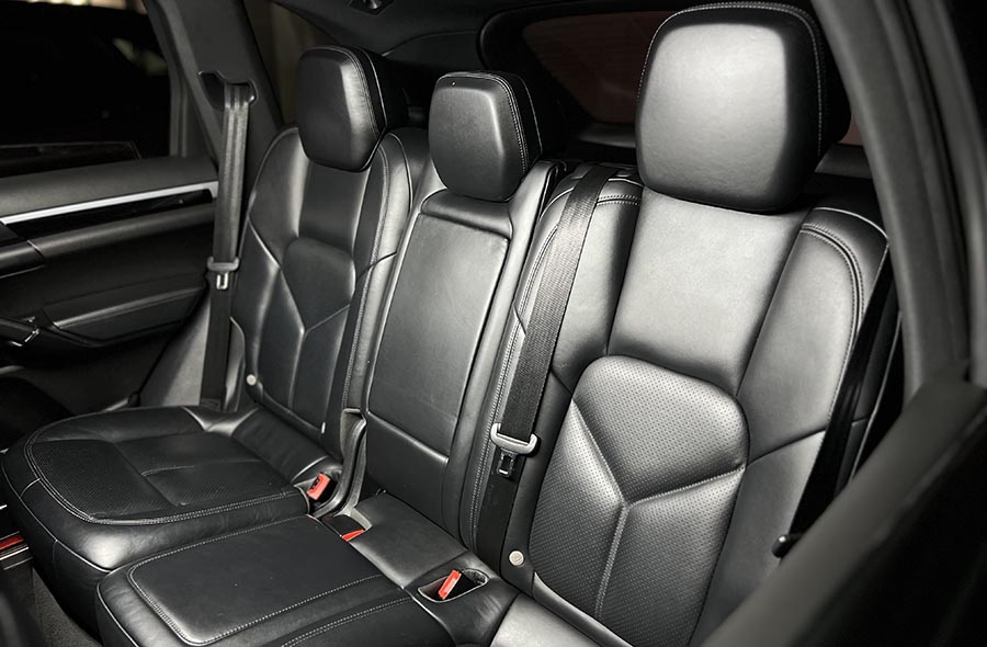 Porsche Cayenne - Diesel Tiptronic-S