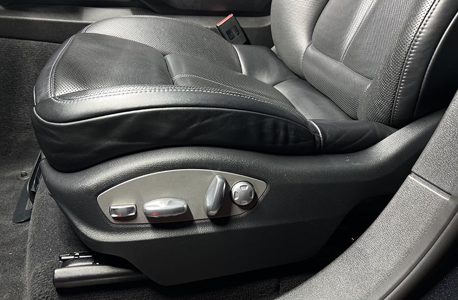 Porsche Cayenne - Diesel Tiptronic-S