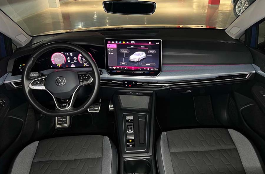 Volkswagen Golf 8 - 2.0 TDI SCR DSG Goal