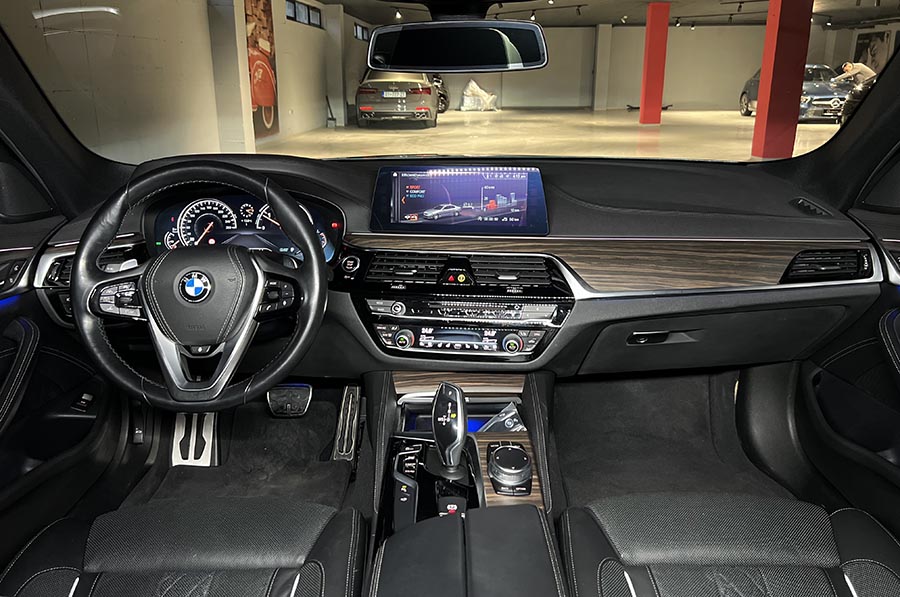 BMW 520d - xDrive M-Sport