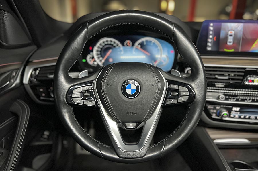 BMW 520d - xDrive M-Sport