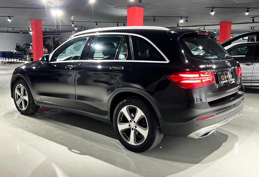 Mercedes-Benz GLC 220d -4Matic -9G-Tronic